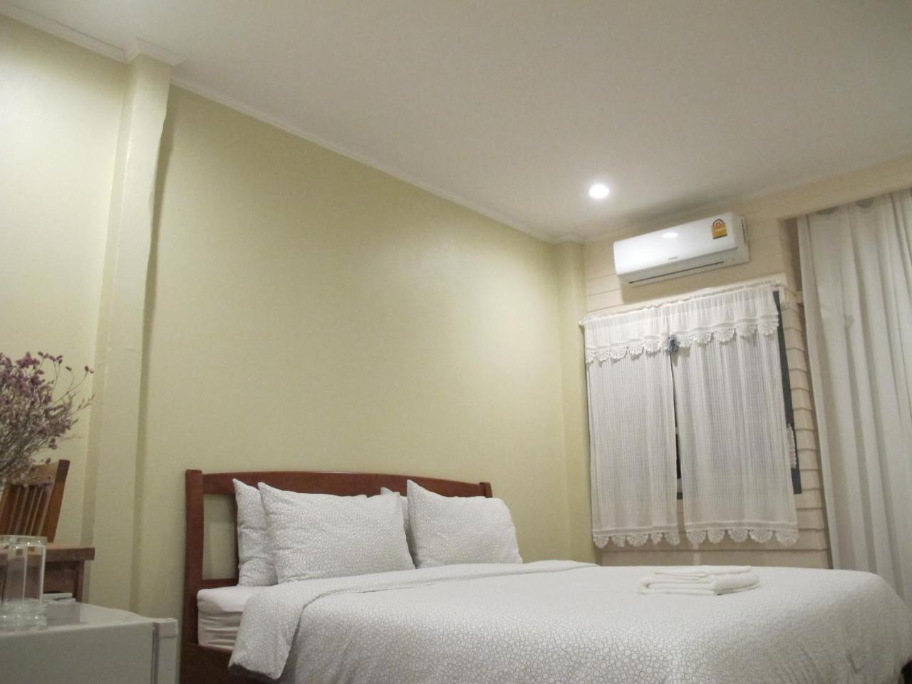 Ban Ing Yom Bed&Breakfast Sukhothai Esterno foto